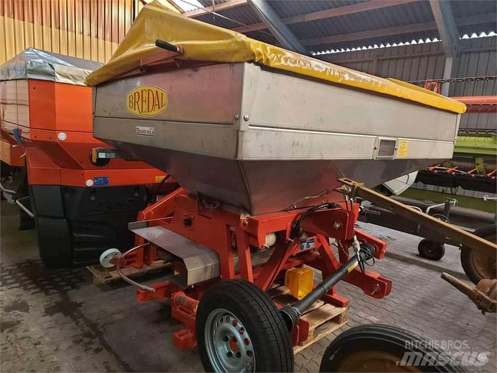Bredal F2 2500 Mineralspreder