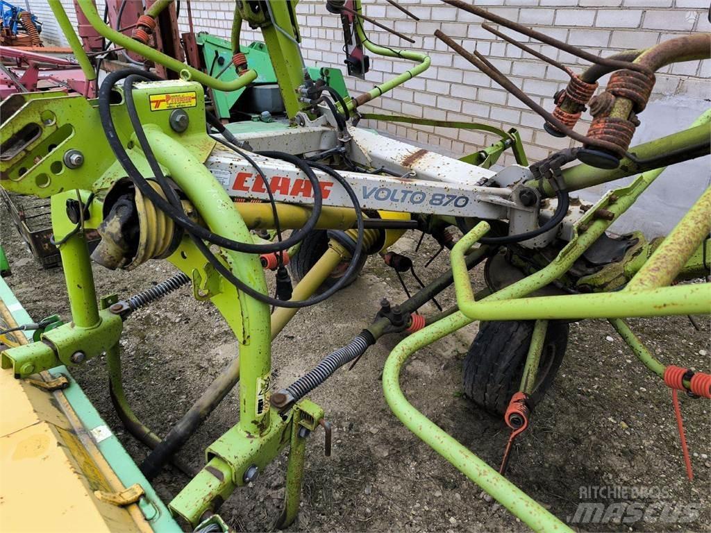 CLAAS VOLTO 870 River og høvendere