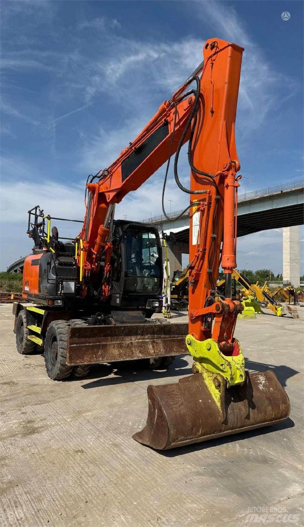 Hitachi ZX145W-6 Gravemaskiner på larvebånd