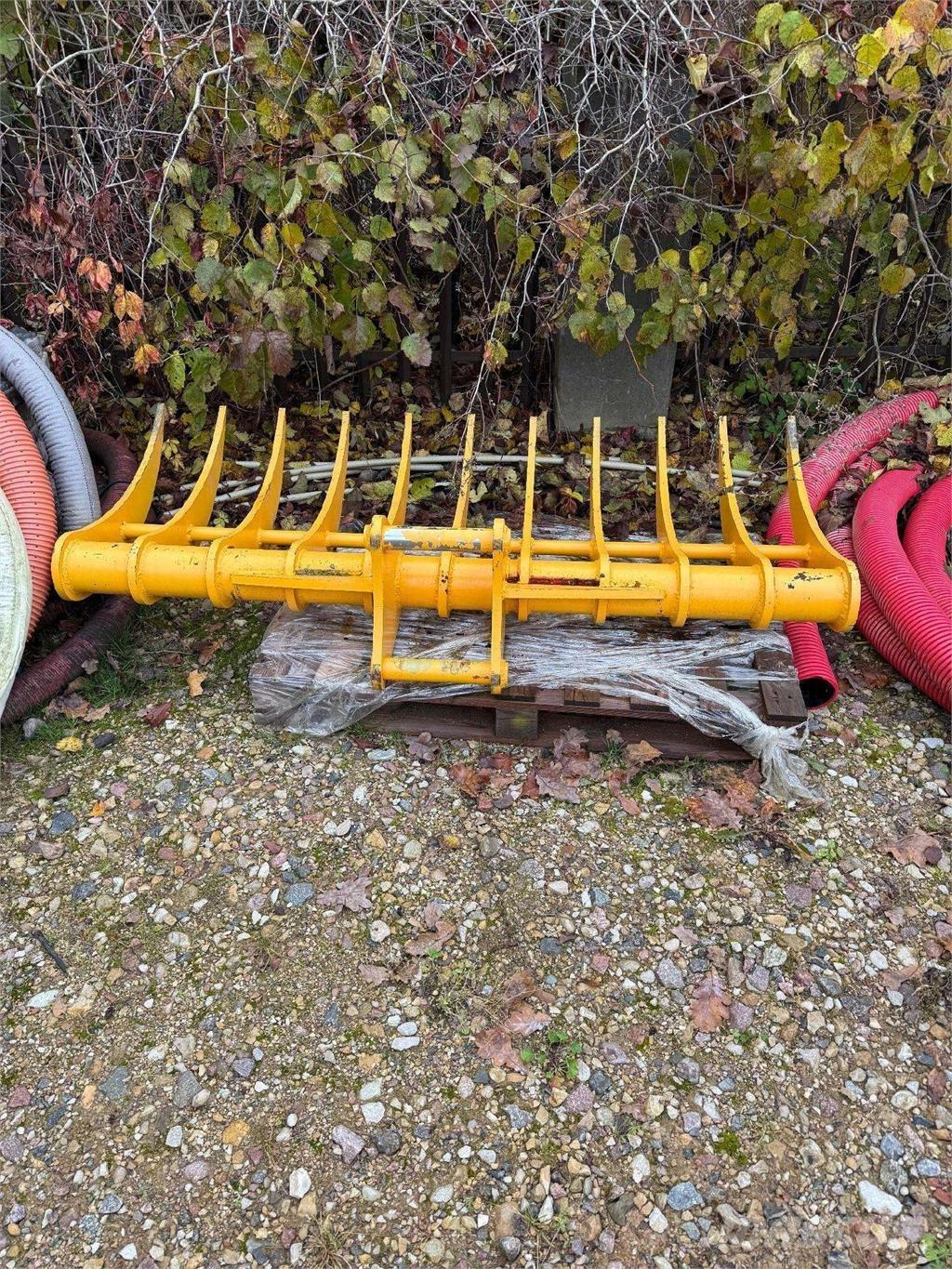 JCB JS145LR Gravemaskiner på larvebånd