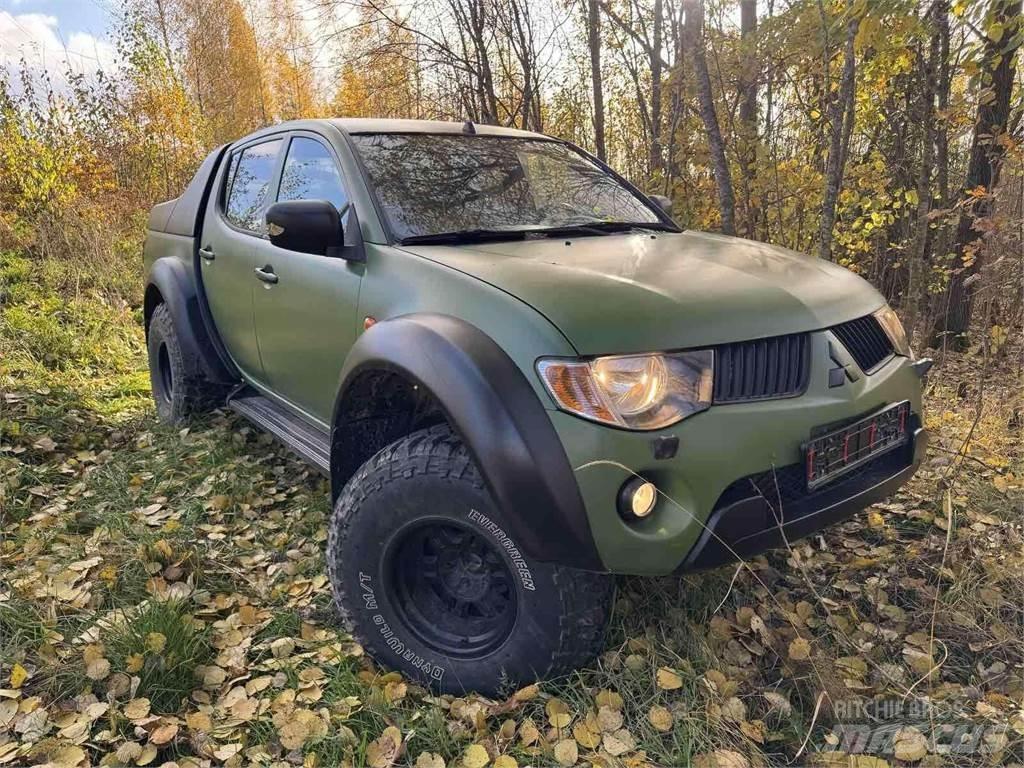Mitsubishi  Biler