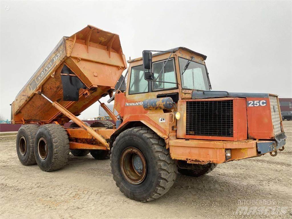 Volvo A25C , Nr.1 Terrængående lastbiler