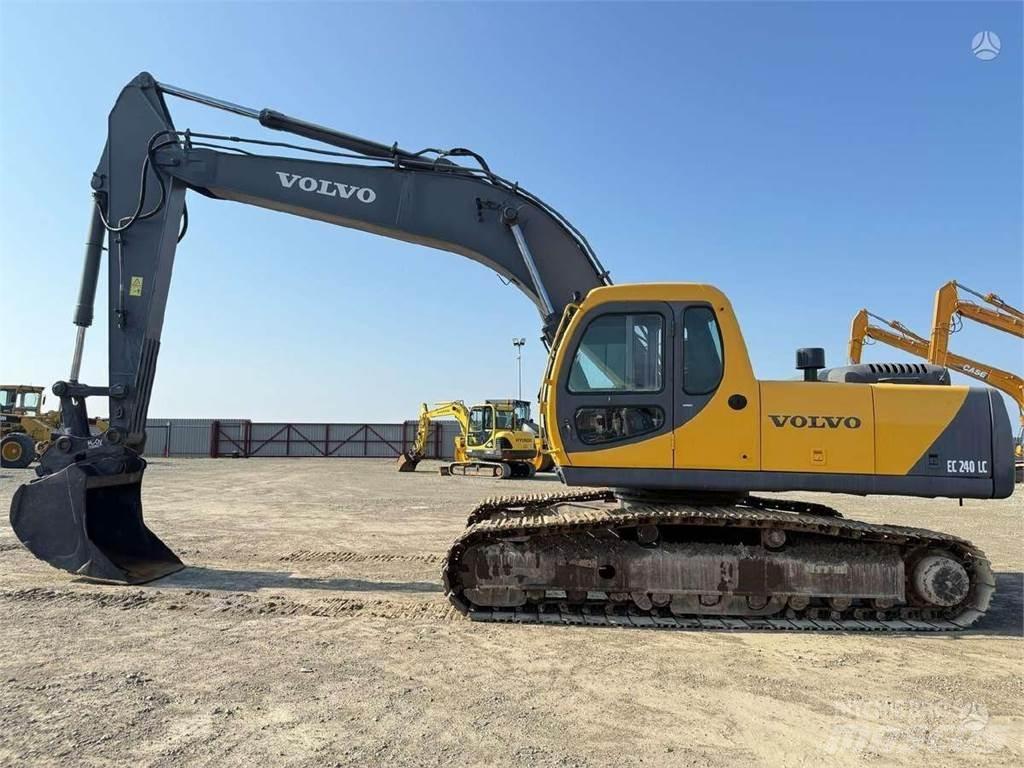 Volvo EC 240 LC Gravemaskiner på larvebånd