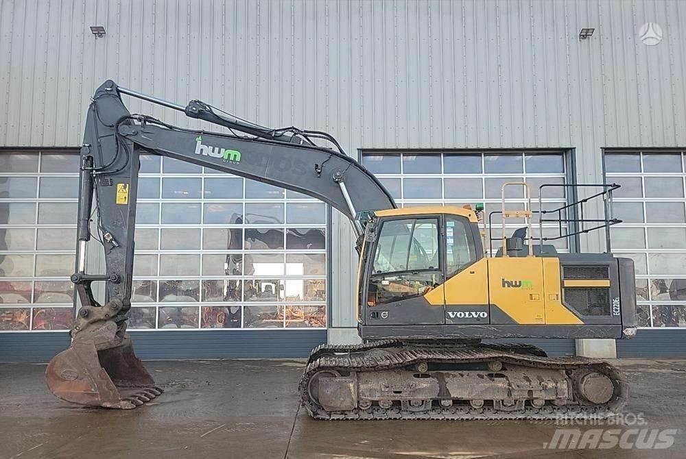 Volvo EC220E Gravemaskiner på larvebånd
