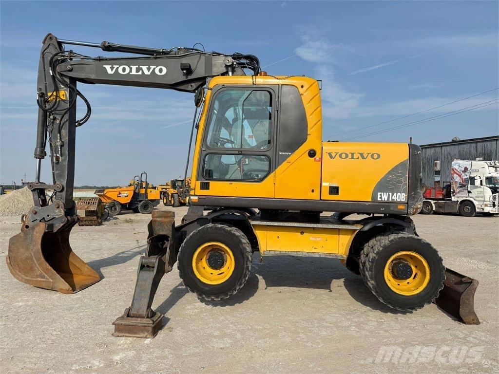 Volvo EW 140 B Gravemaskiner på hjul