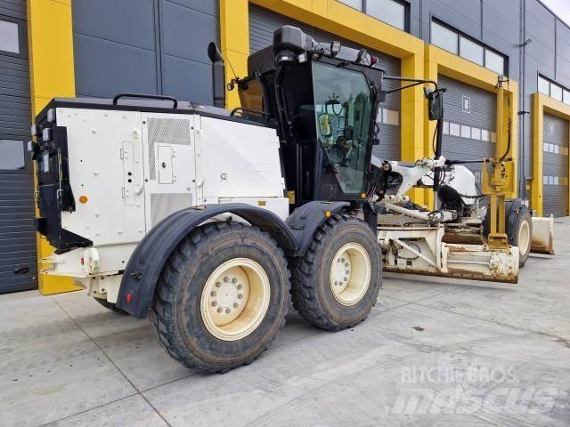 CAT 120AWD Vejhøvle / Gradere