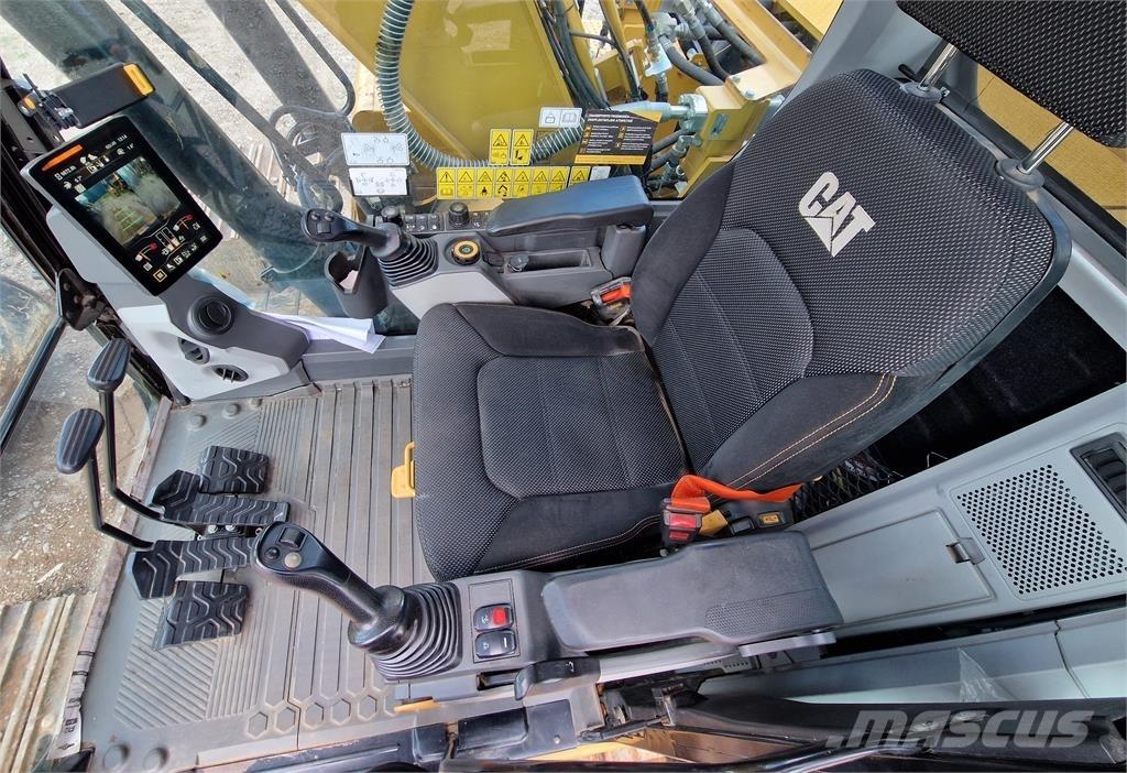 CAT 320 Gravemaskiner på larvebånd