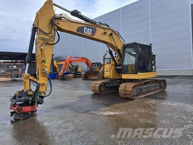CAT 325F Gravemaskiner på larvebånd