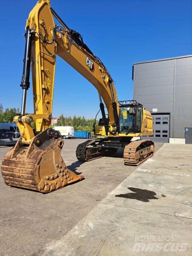 CAT 352 Gravemaskiner på larvebånd