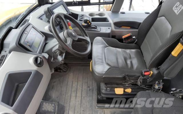 CAT 730-04A Terrængående lastbiler