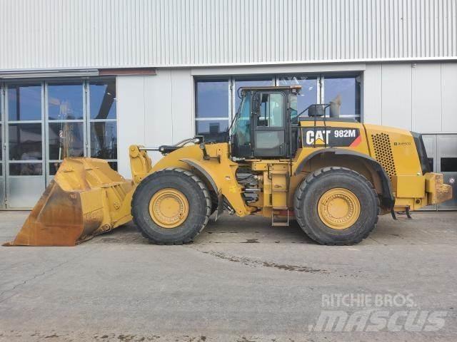 CAT 982M Læssemaskiner på hjul