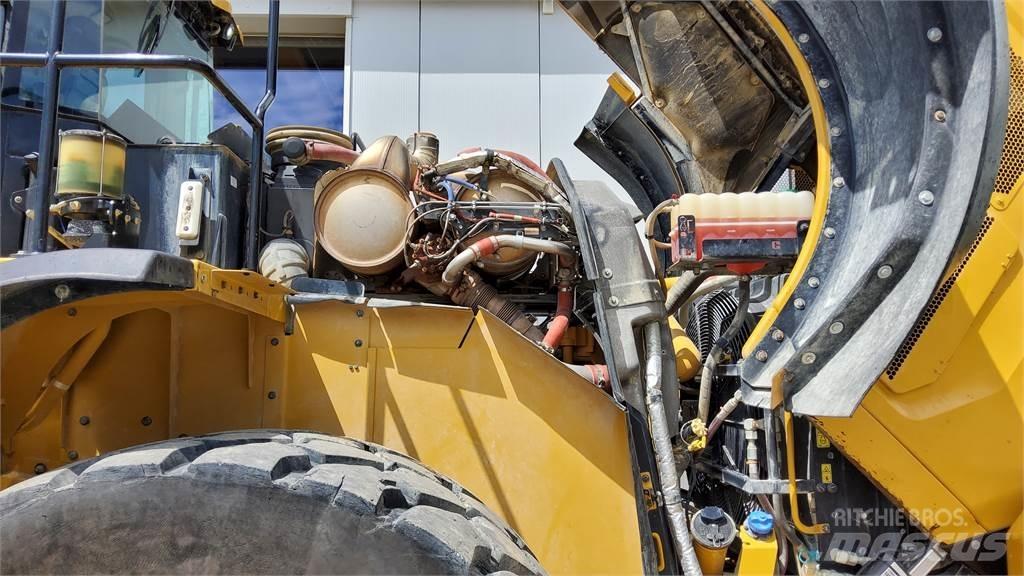 CAT 982M Læssemaskiner på hjul