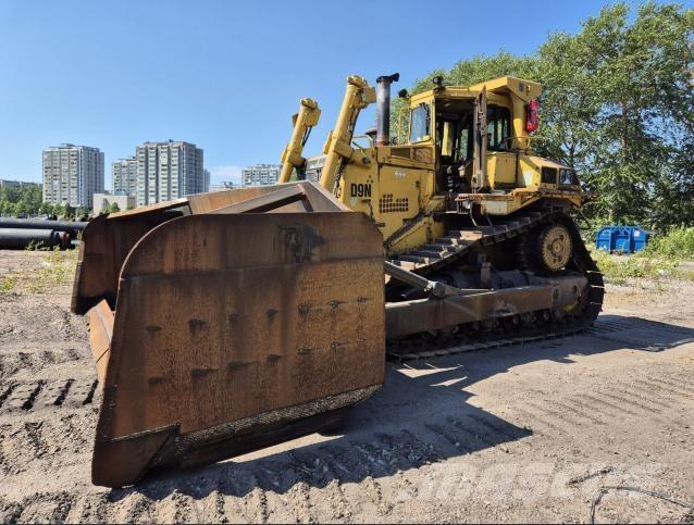 CAT D9N Bulldozer på larvebånd