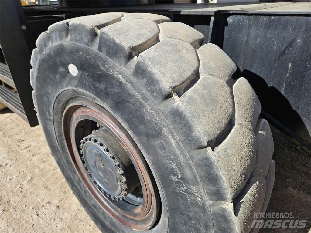 CAT M325D LMH Special gravemaskiner