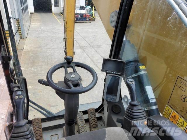 CAT MH3024 Special gravemaskiner