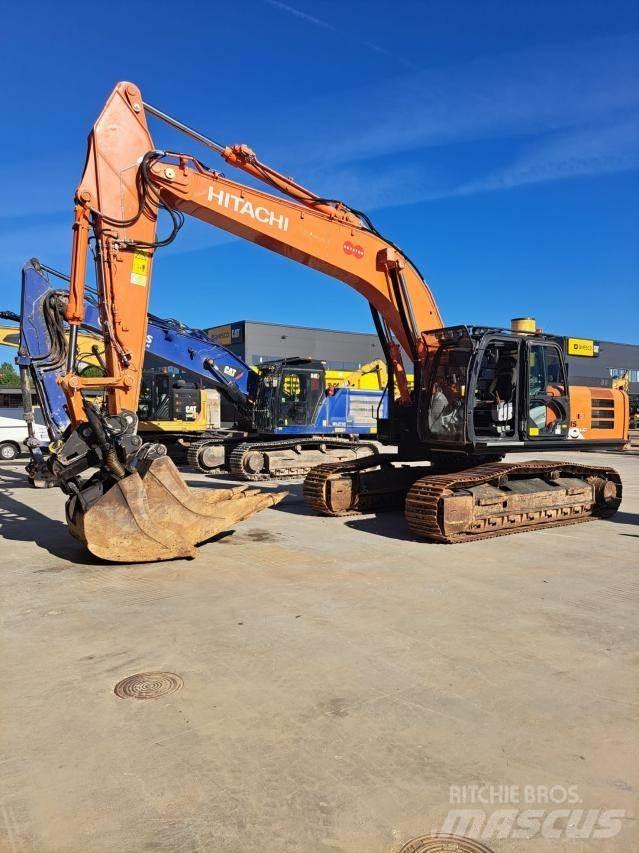 Hitachi ZX300LC-6 Gravemaskiner på larvebånd