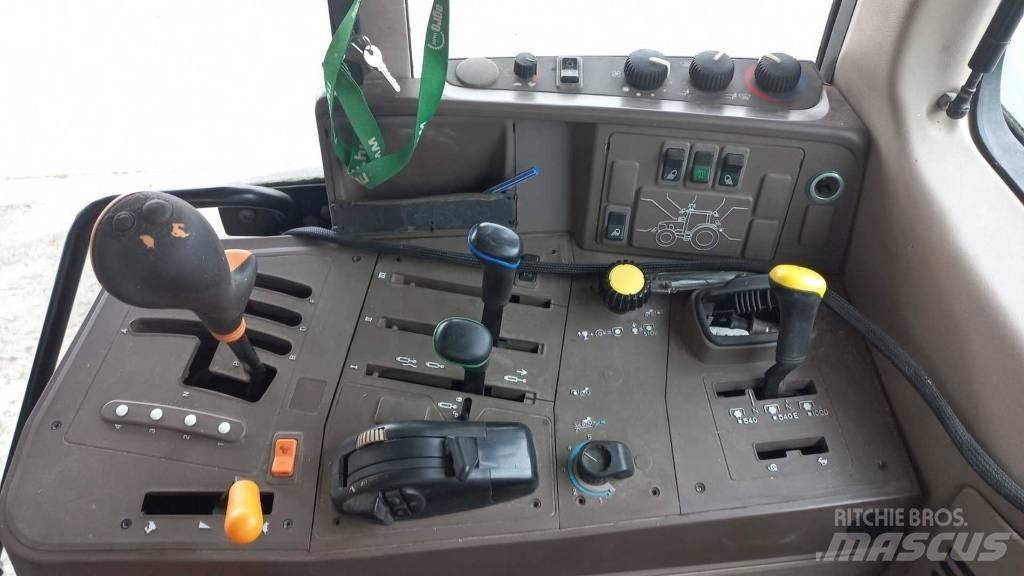 John Deere 6630 Traktorer