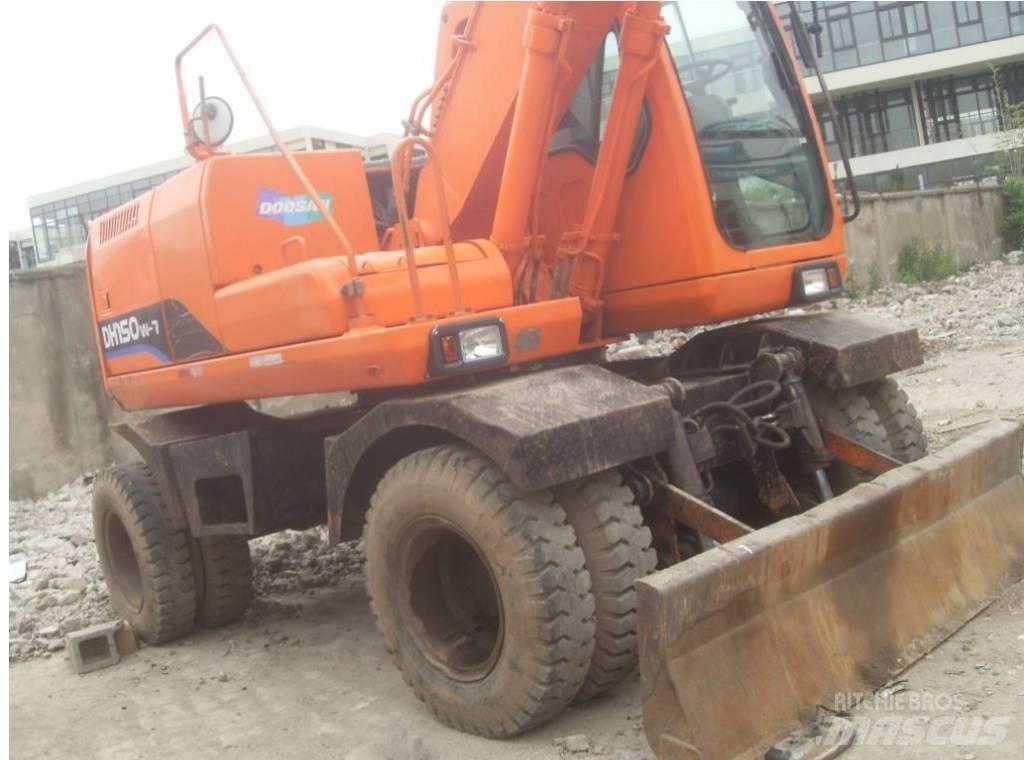 Doosan DH 150 W-7 Gravemaskiner på hjul
