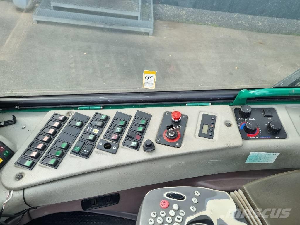 John Deere 1070 D Skovningsmaskiner