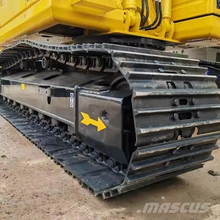 Komatsu PC220-8 Gravemaskiner på larvebånd