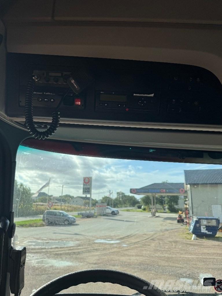 Mercedes-Benz Arocs Lastbiler med tip