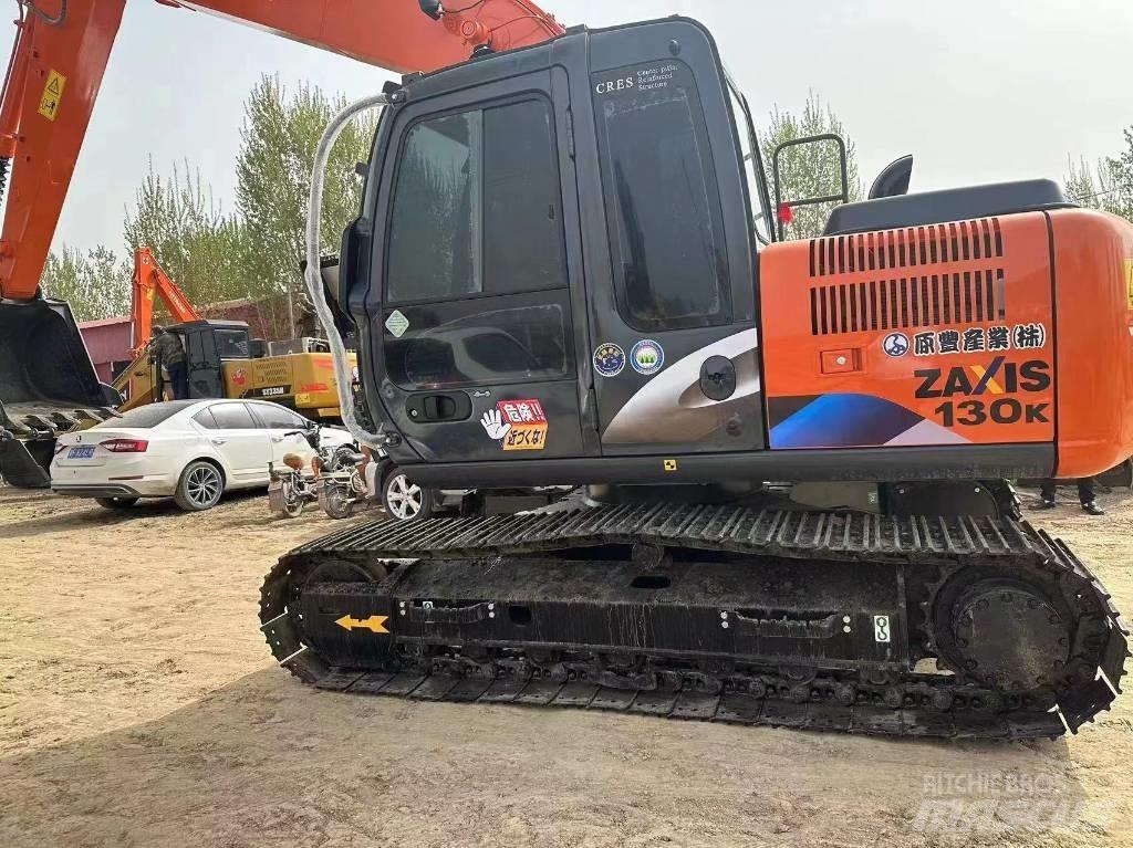 Hitachi 130 Gravemaskiner på larvebånd