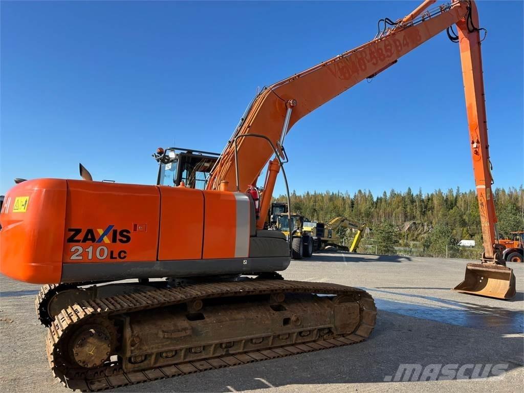 Hitachi ZX210LC-3 Gravemaskiner med lang gravebom