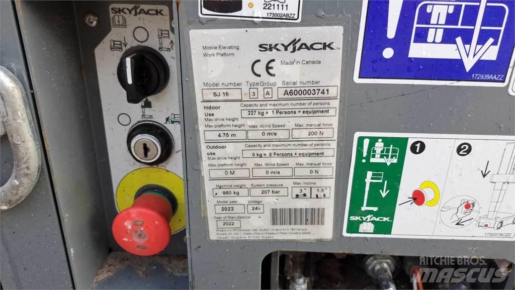SkyJack SJ16 Andre lifte og platforme