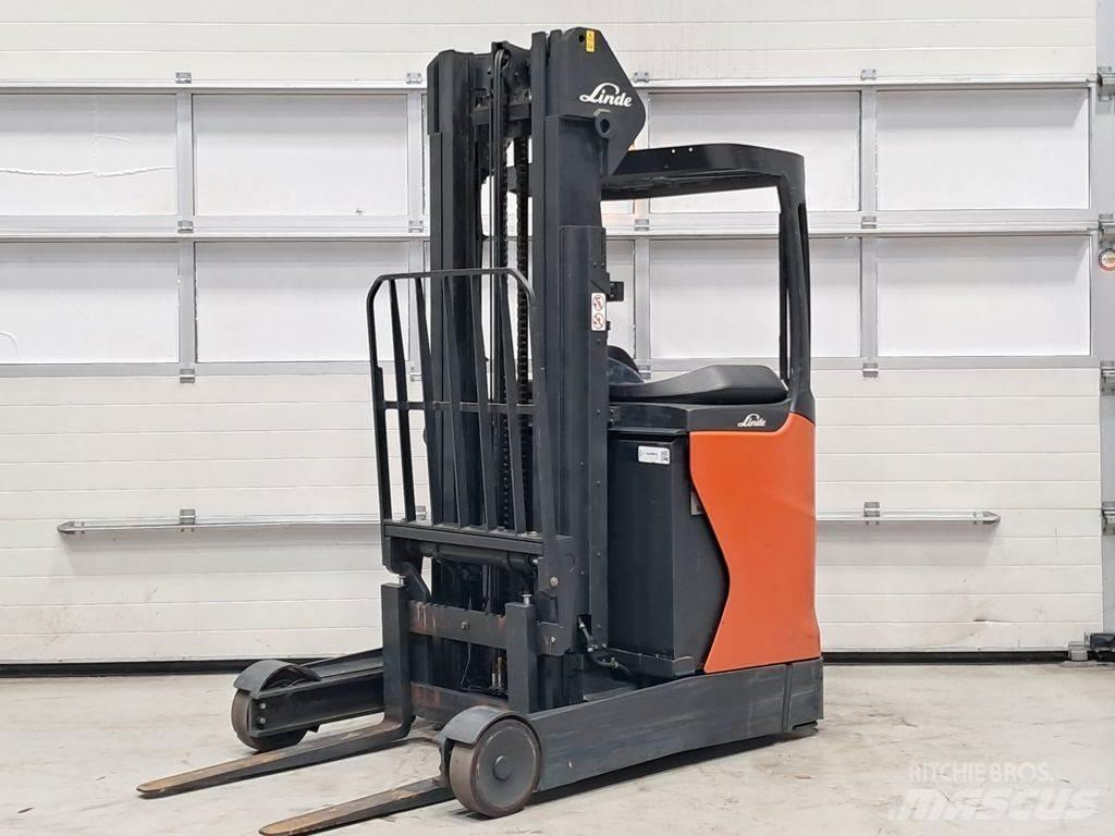 Linde R16-01 Reachtruck