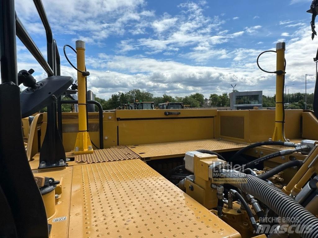 CAT 340 Gravemaskiner på larvebånd