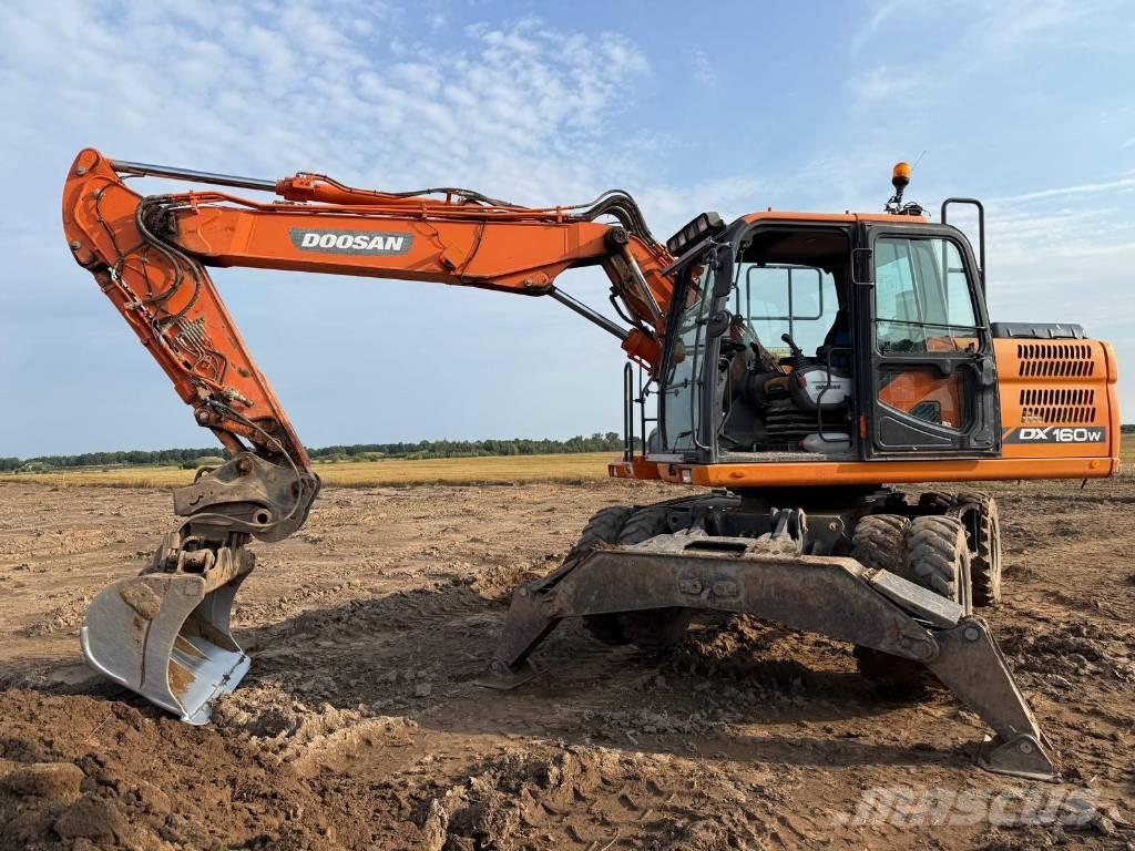 Doosan DX 160 W-3 Gravemaskiner på hjul