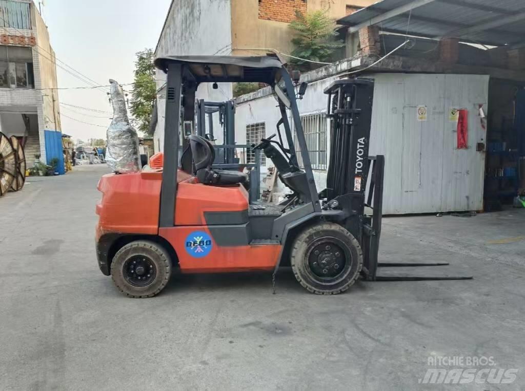 Toyota FD 30 Diesel gaffeltrucks