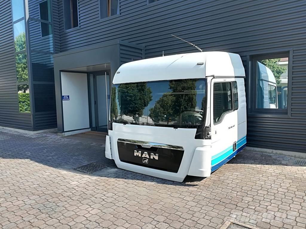 MAN TGX XLX EURO 5 Kabiner og interiør