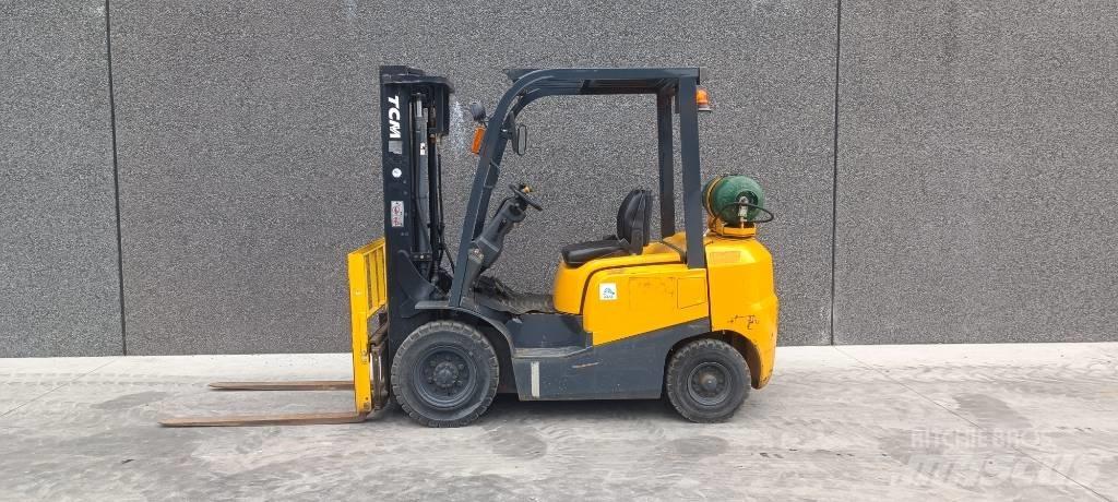 TCM FHG 25 T3 LPG gaffeltrucks
