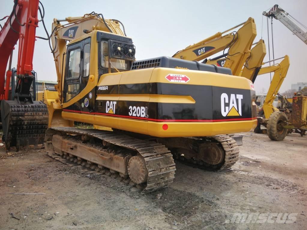 CAT 320 B L Gravemaskiner på larvebånd