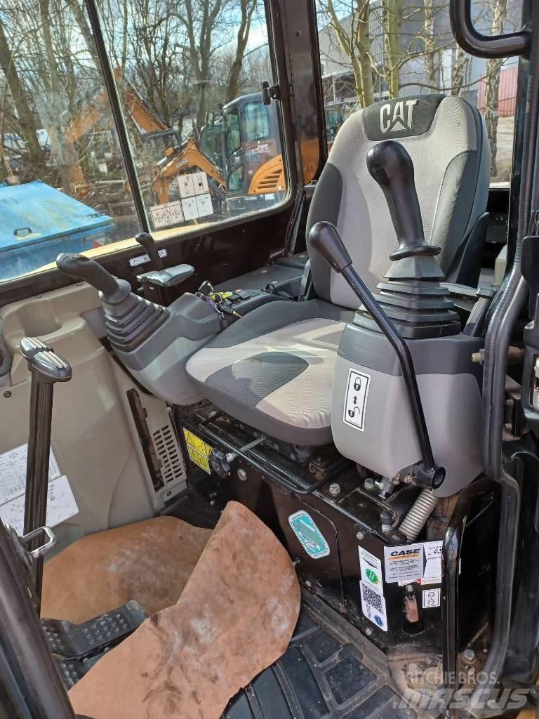 CAT 305 Minigravemaskiner
