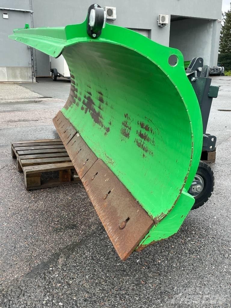 Sami DM-3700 Sneskovle og -plove