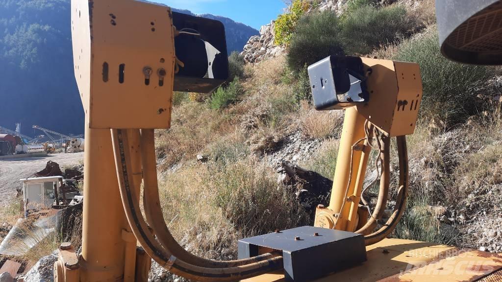 CAT D 8 R II Bulldozer på larvebånd
