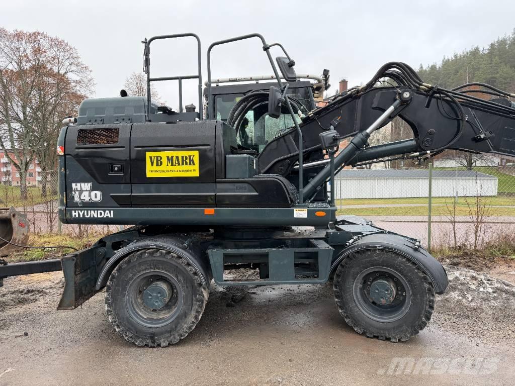 Hyundai HW 140 Gravemaskiner på hjul