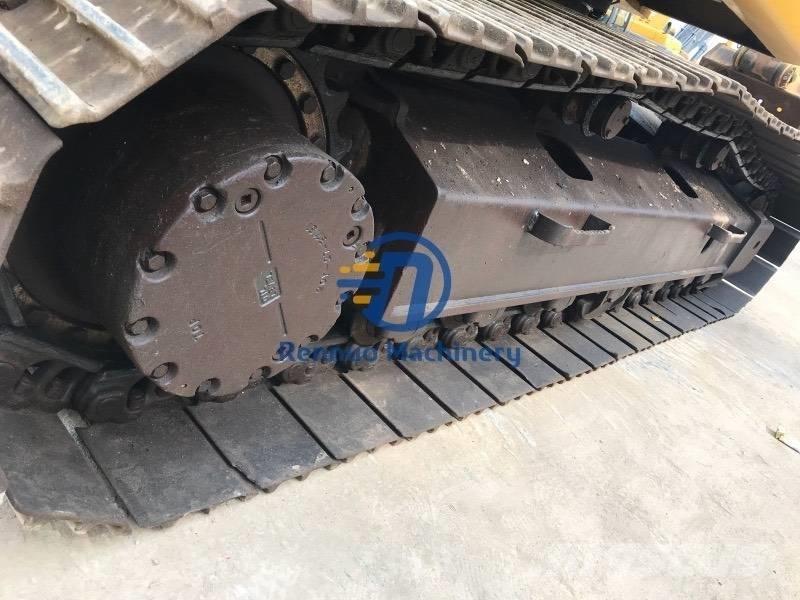 Komatsu PC200-7 Gravemaskiner på larvebånd