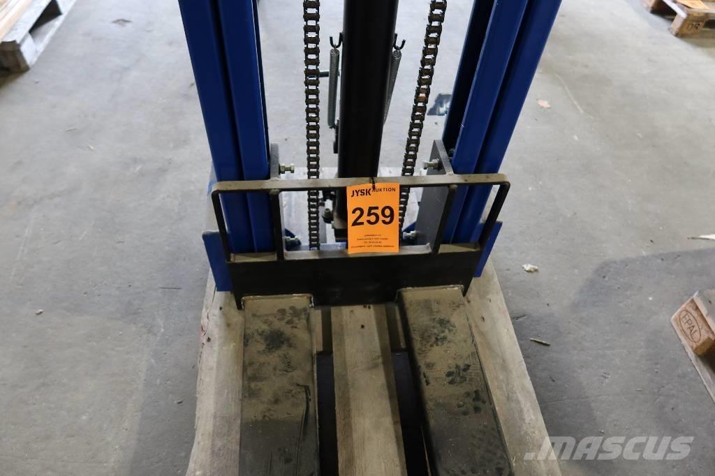 NH SFH1025 Manuelle stablere