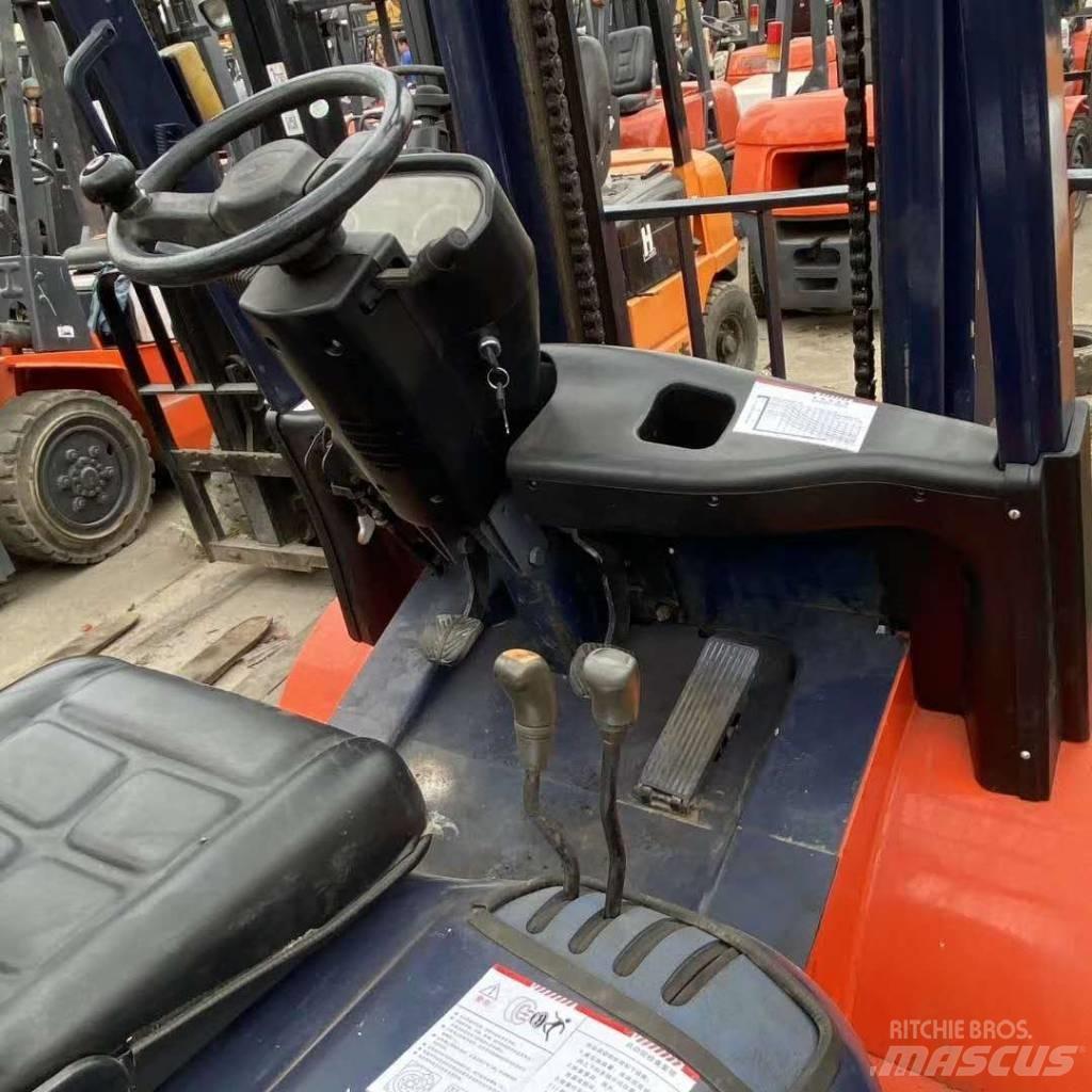 Heli H2000 30 Diesel gaffeltrucks