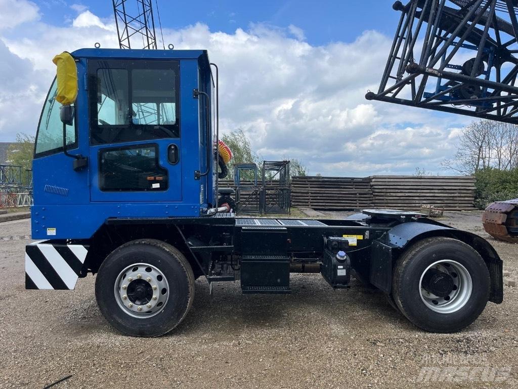 XCMG XPT70K Terminaltraktorer