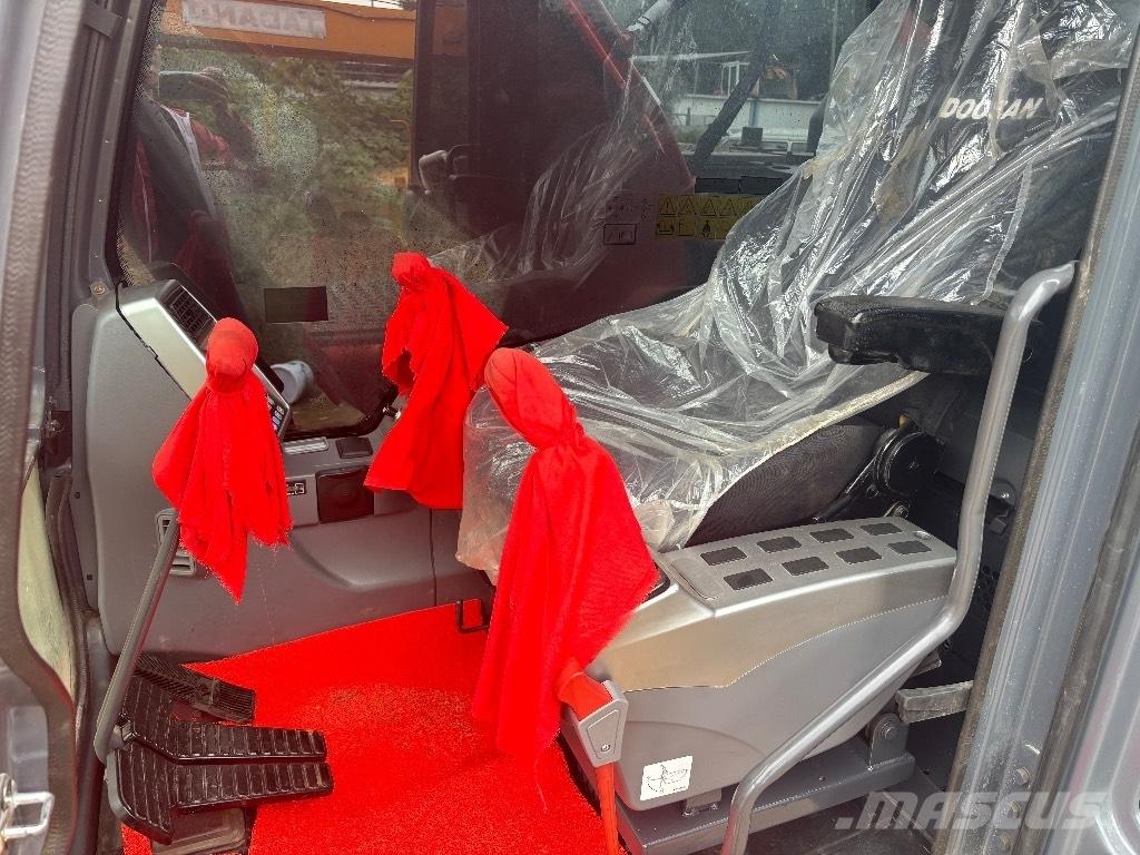 Doosan DX 225 LCA Gravemaskiner på larvebånd