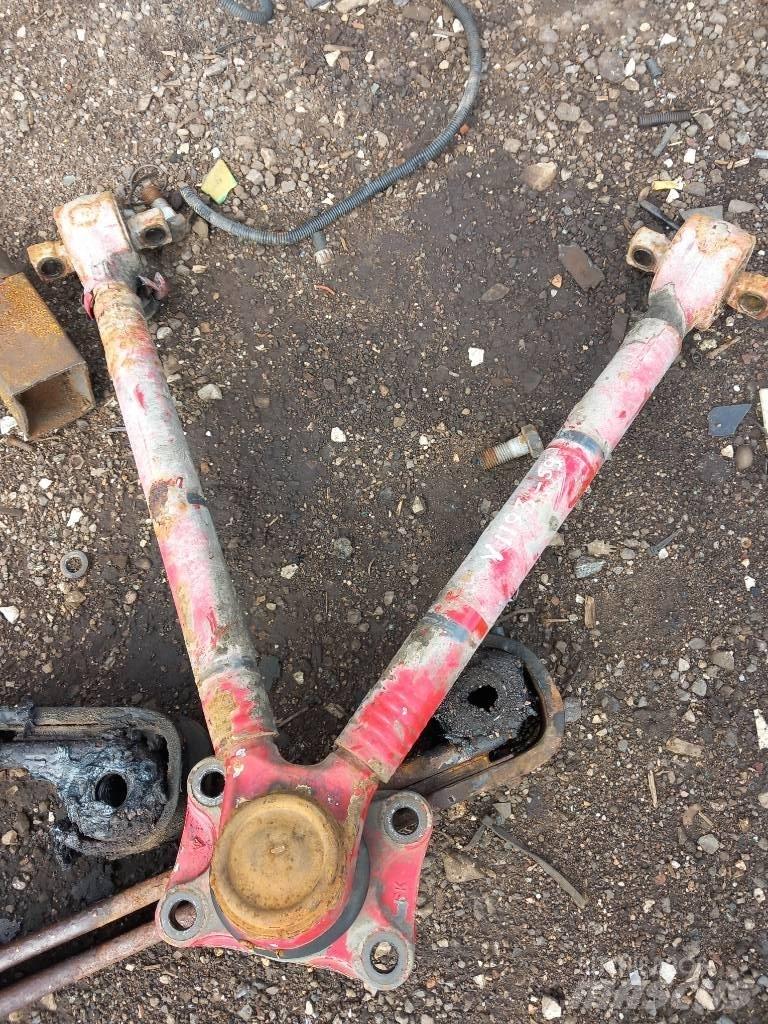 Volvo FH 12 22238525 Chassis og suspension