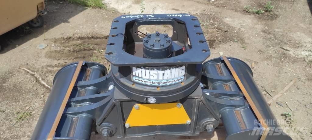 Mustang GRP 250 Gribere
