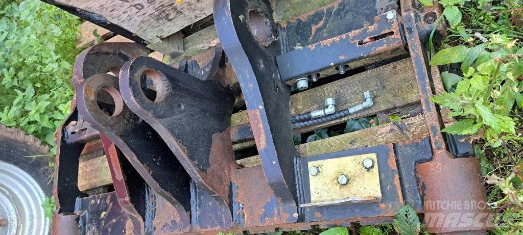 JCB TM320 PIN CONE Andet læsse- og graveudstyr