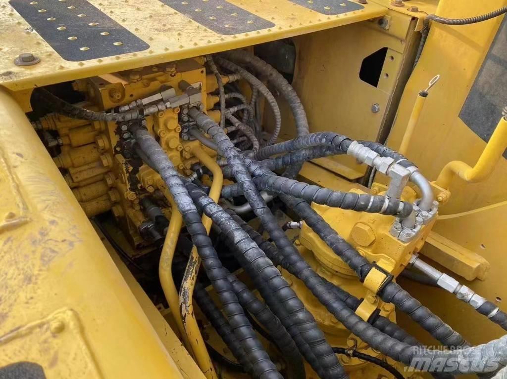 Komatsu pc200 Gravemaskiner på larvebånd