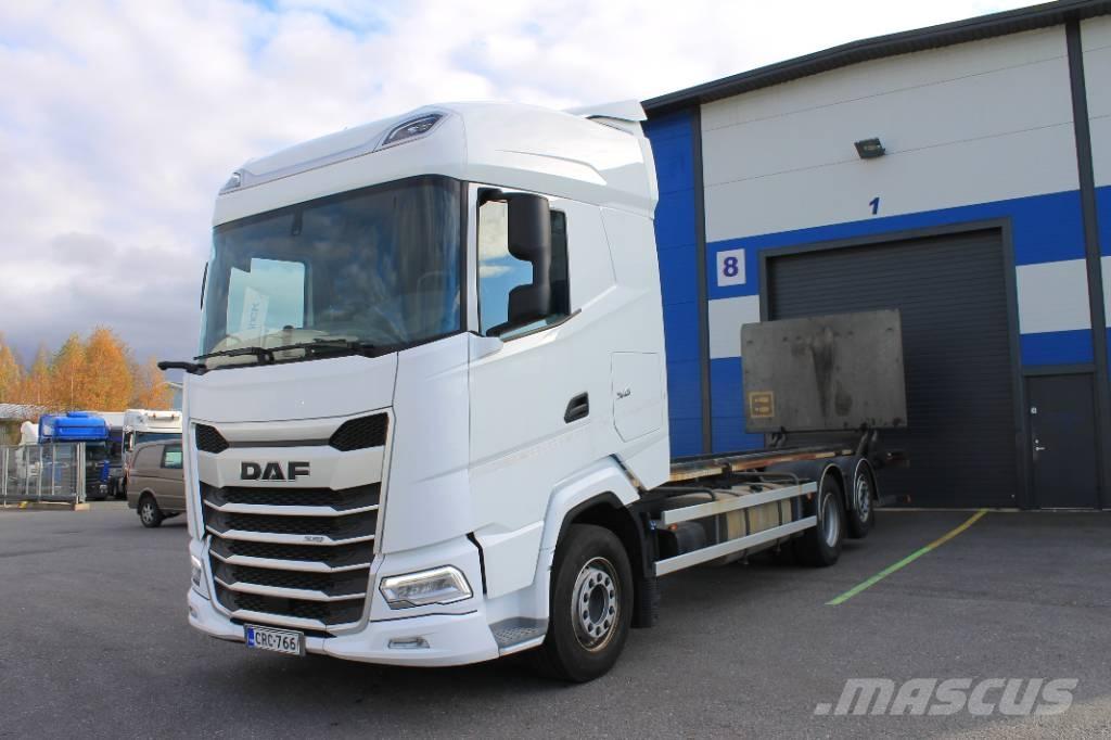 DAF XG 530 FAN Lastbiler med containerramme / veksellad