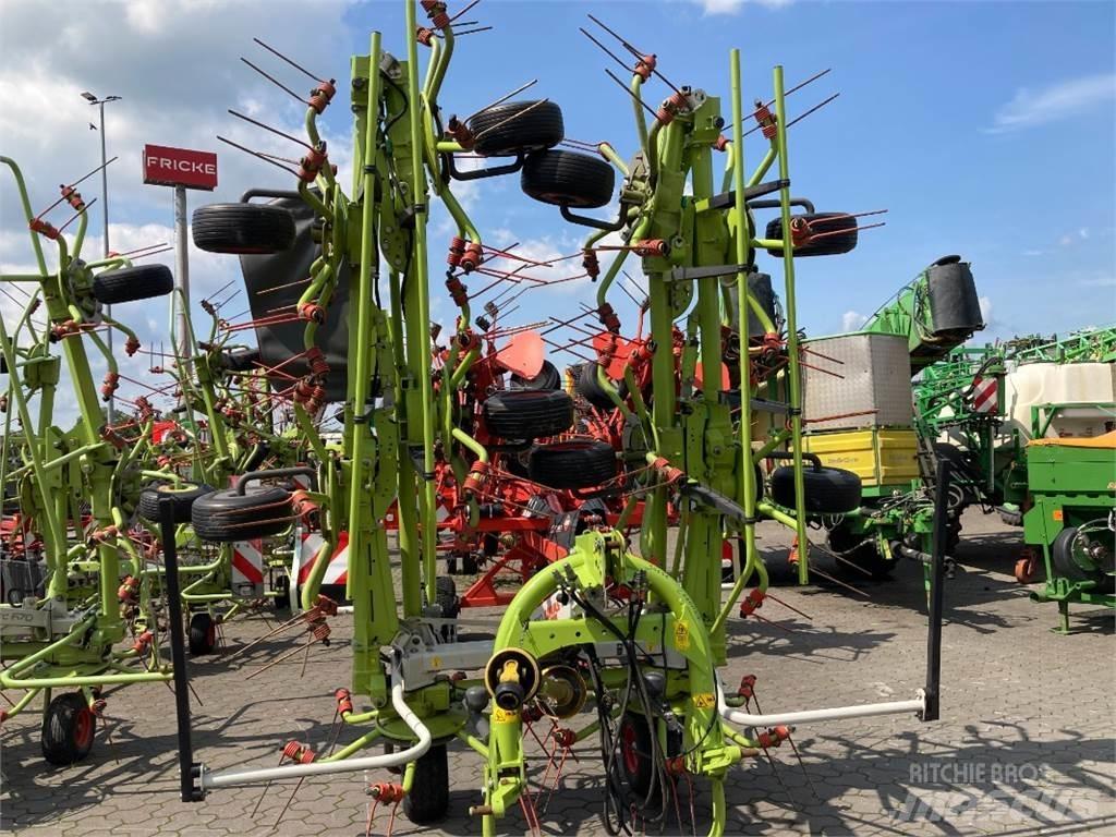 CLAAS Volto 1100 River og høvendere